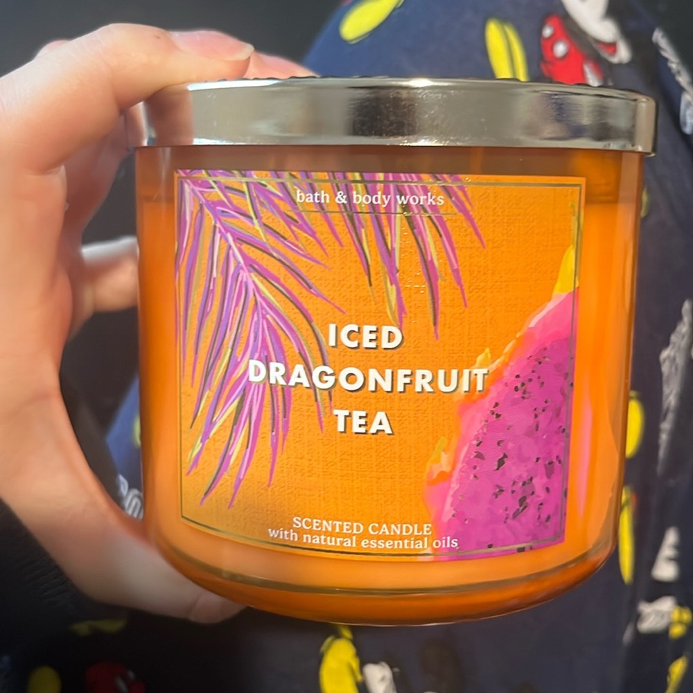 Brand new Bath & body works candle